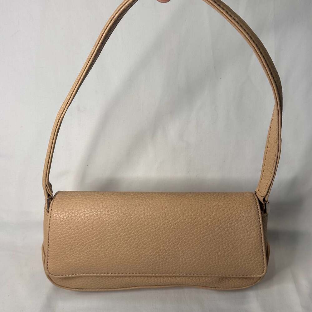 Liz Claiborne Tan Pebbled Baguette Shoulder Bag with Pink Lining
